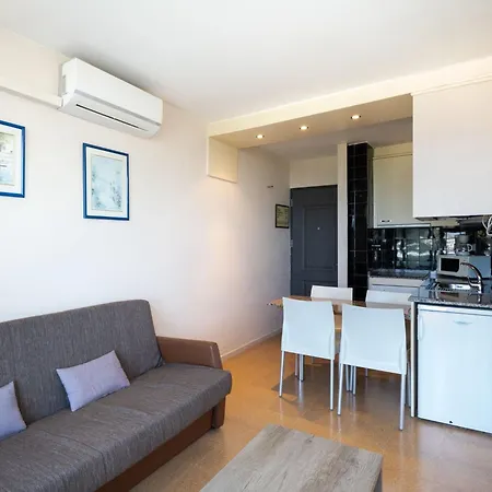 Standard Mit Schwimmbad By Interhome Apartamento *